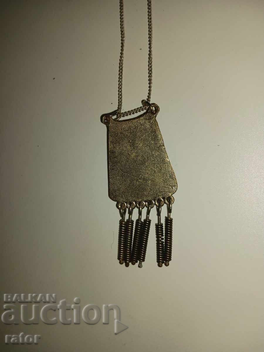 Доставка на Стар нагръден накит възрожденски тип - трепка , медальон