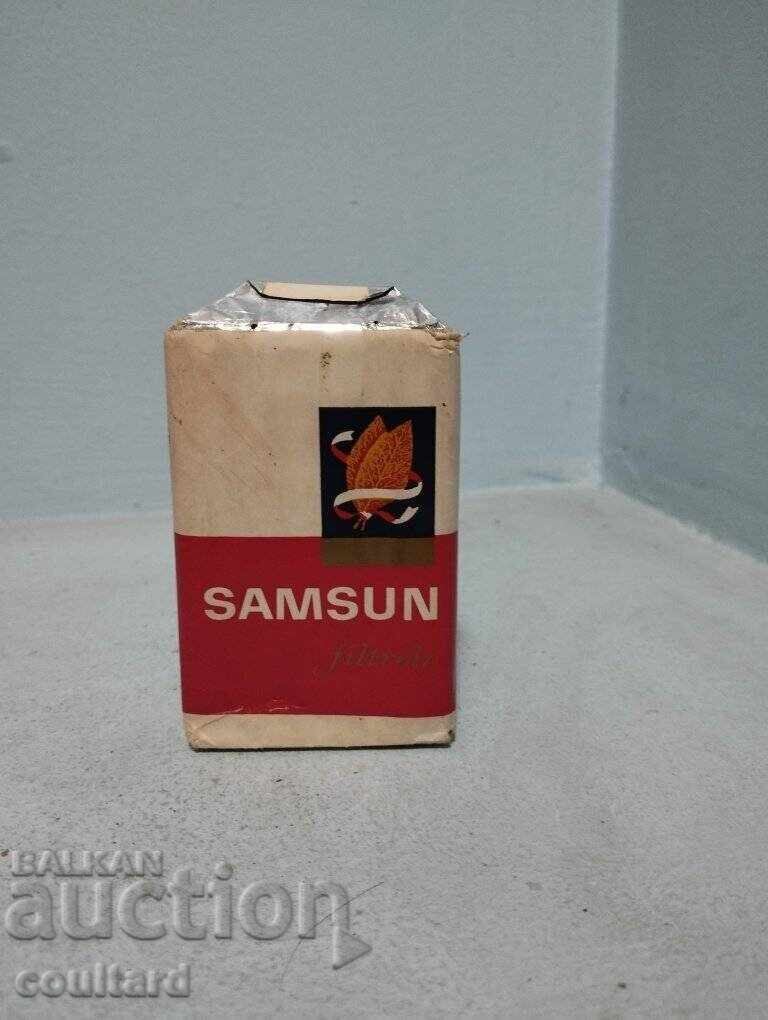 Δημοπρασία Ανοιχτό πακέτο παλιά τσιγάρα