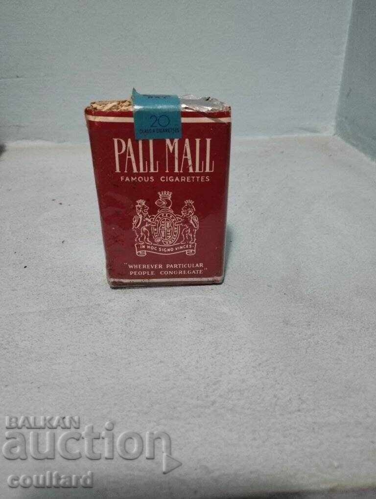 Pachet deschis de țigări vechi cu preț € 4.00 | 7.82 BGN