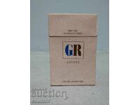 Pachet deschis de țigări vechi