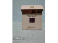 Отворен пакет стари цигари