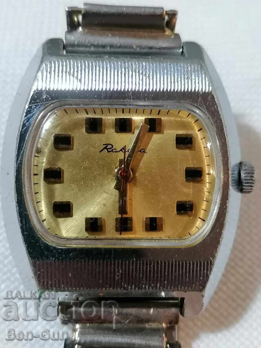 Μηχανικό χειροποίητο ρολόι "Raketa" με τιμή € 20.00 | 39.12 BGN