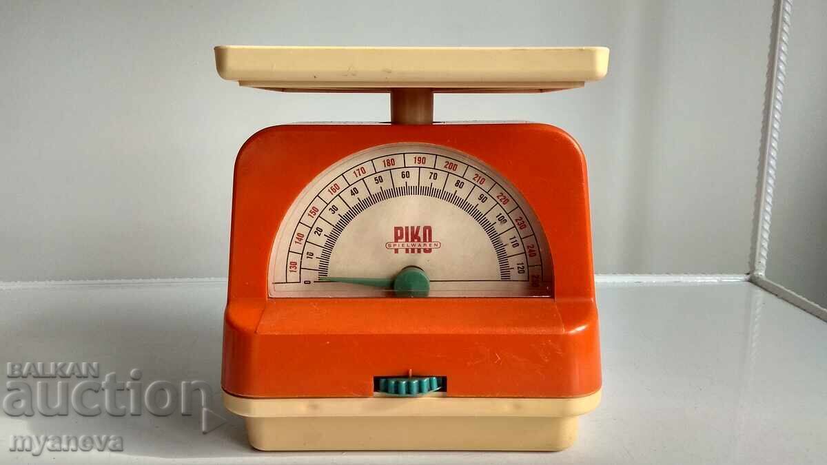 Livrarea Vintage, cântar pentru copii marca PIKO