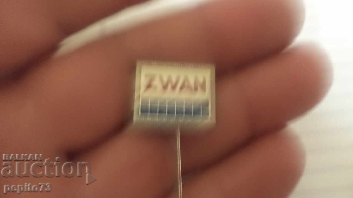 Licitație Insigna publicitară, Zwan, marcă de produse alimentare