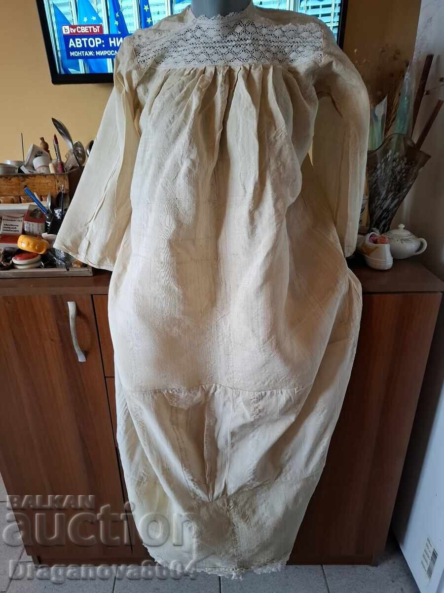 Licitație Cămașă pentru costum popular Licitație Cămașă pentru costum popular