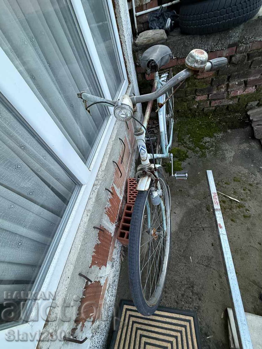 Livrarea Bicicletă retro Balkan Livrarea Bicicletă retro Balkan