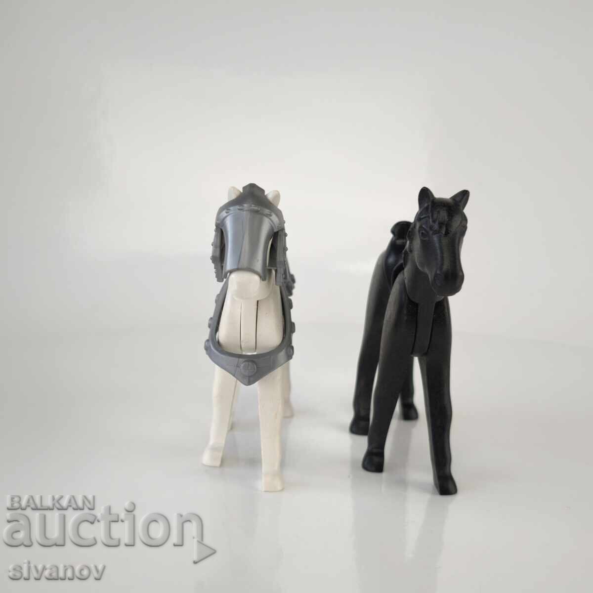 Playmobil Playmobil cai 2 bucăți #6283 cu preț € 9.99 | 19.54 BGN Playmobil Playmobil cai 2 bucăți #6283 cu preț € 9.99 | 19.54 BGN