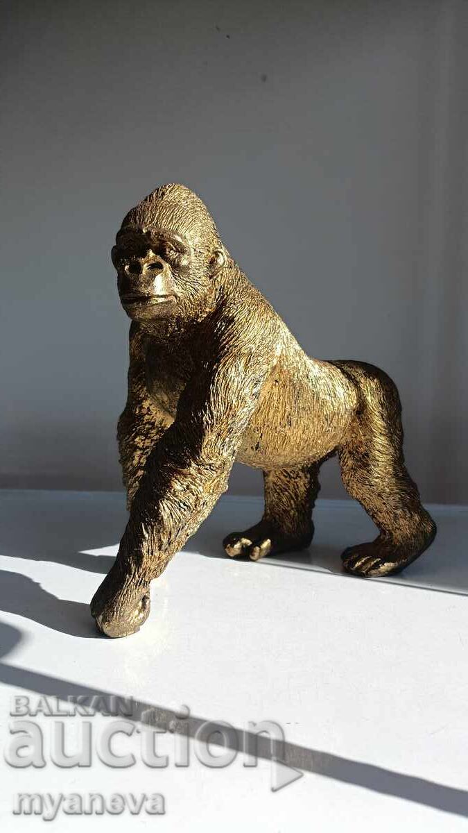 Livrarea KARE Design, statuetă gorilă