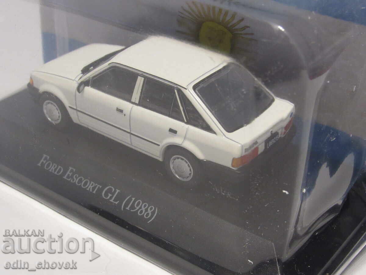 Auction  1/43 SALVAT/IXO Ford Escort GL 1988. New
