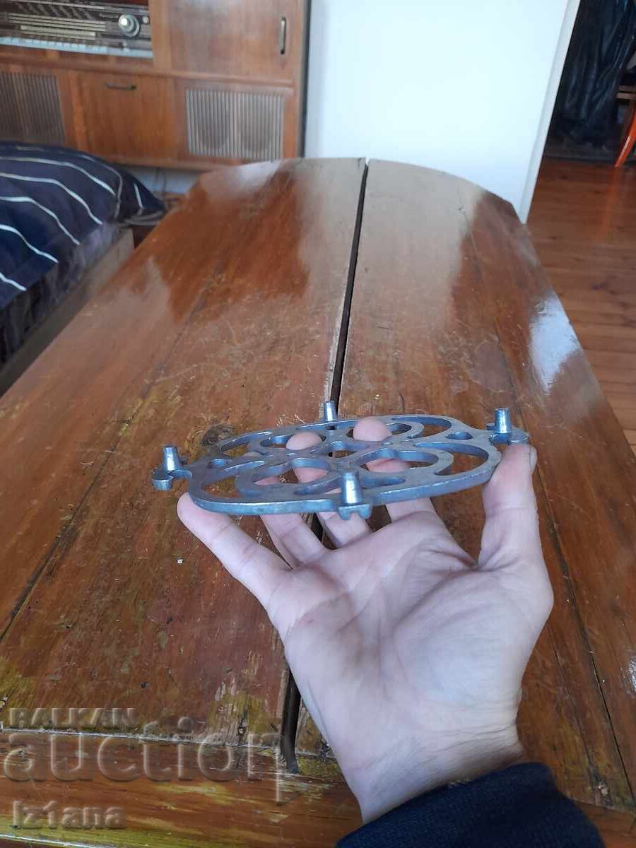 Old rack for warm objects - 5