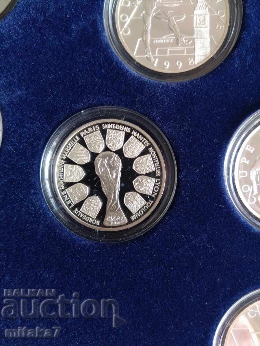 Auction  Set of silver coins WC 1998, France