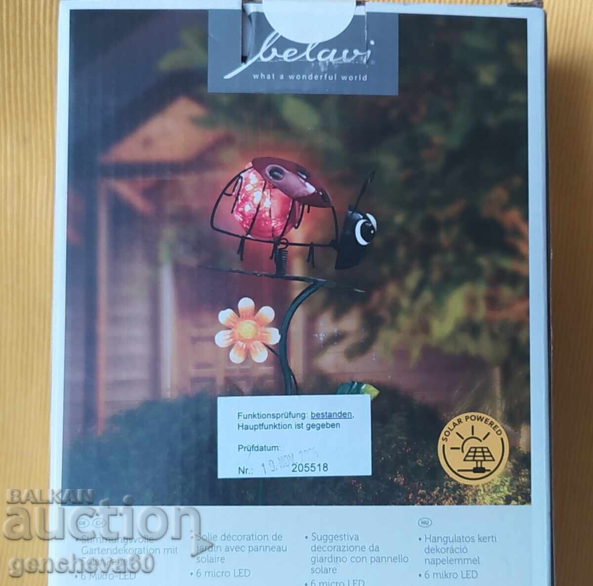 Lampă solară LED metalică ,,Buburuză" - decorațiune de grădină cu preț € 10.00 | 19.56 BGN