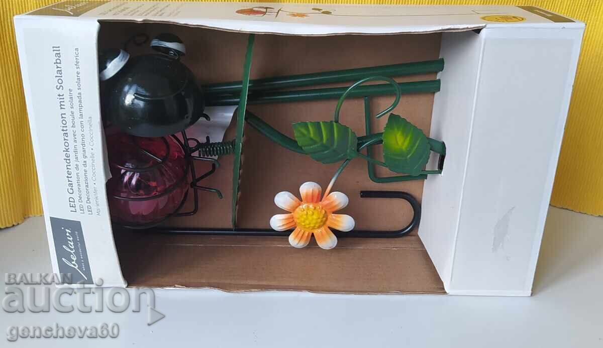Lampă solară LED metalică ,,Buburuză" - decorațiune de grădină - 7