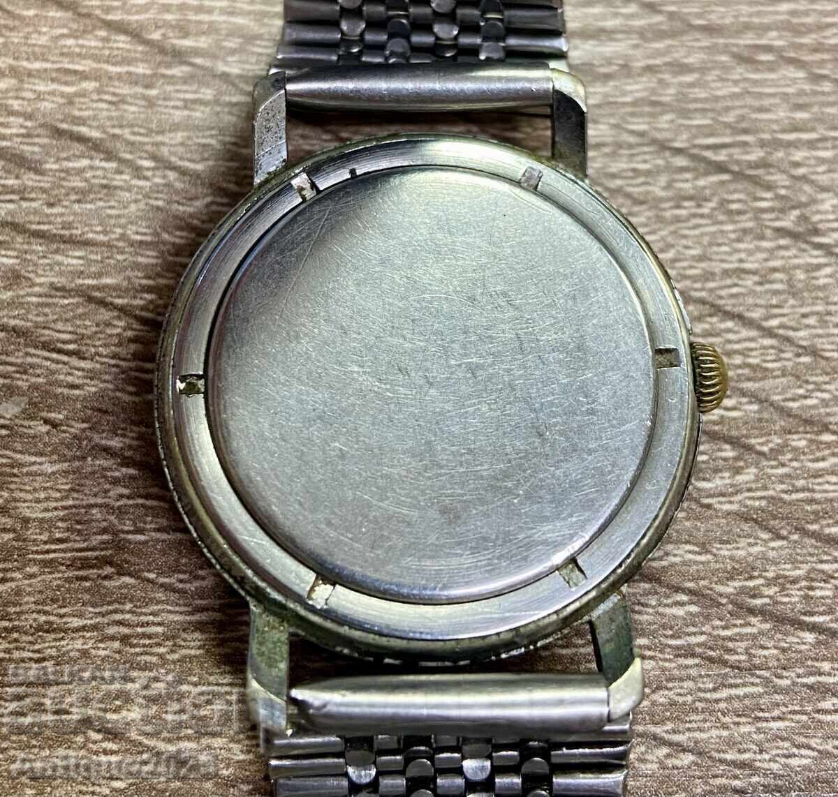 Delivery of Vostok Komandirskie Watch USSR - mechanical, with date Delivery of Vostok Komandirskie Watch USSR - mechanical, with date