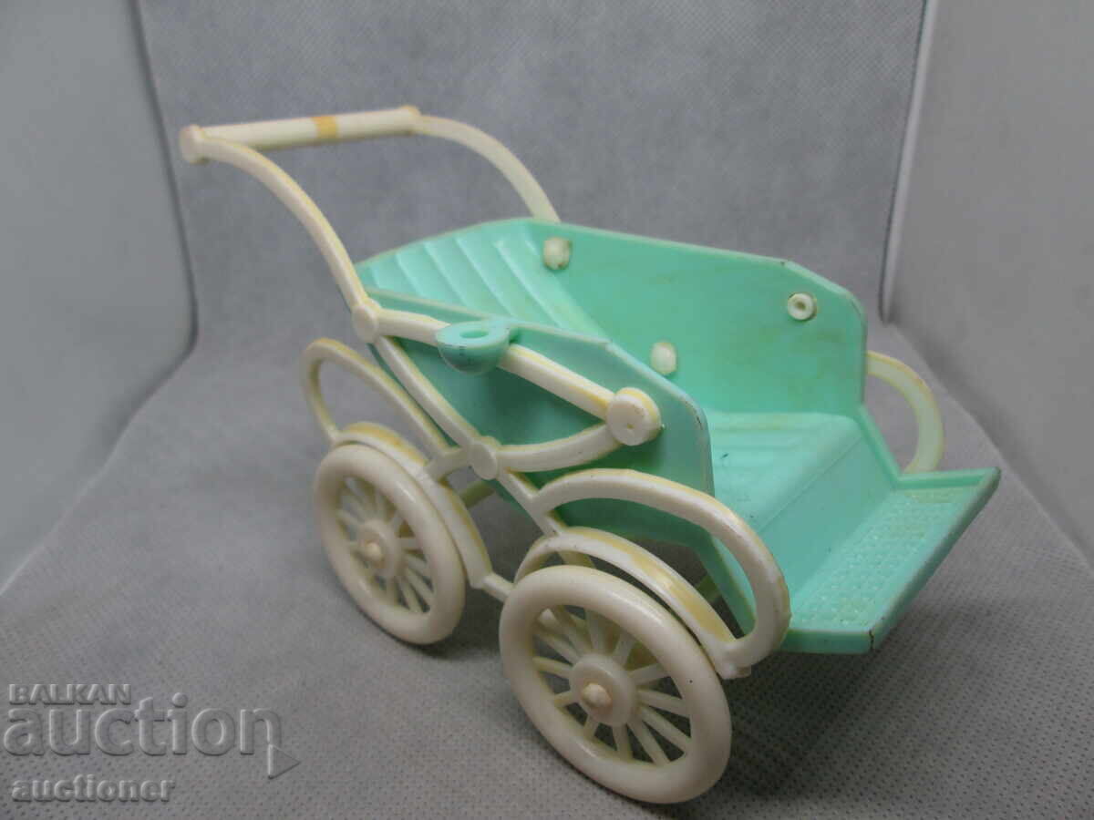 Licitație Cărucior de bebeluș vintage