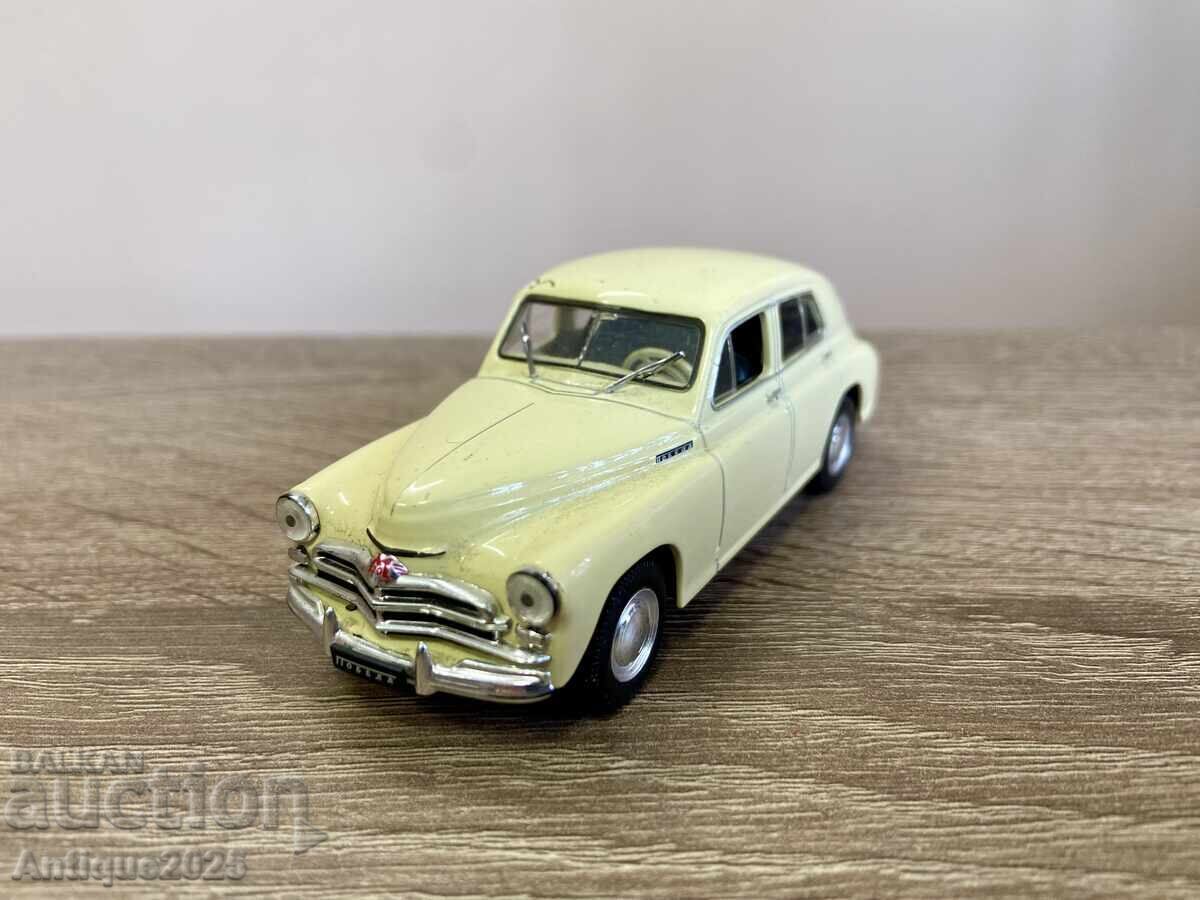 GAZ-M20V "Pobeda" 1:43 — DeAgostini, collector's model with price € 15.00 | 29.34 BGN