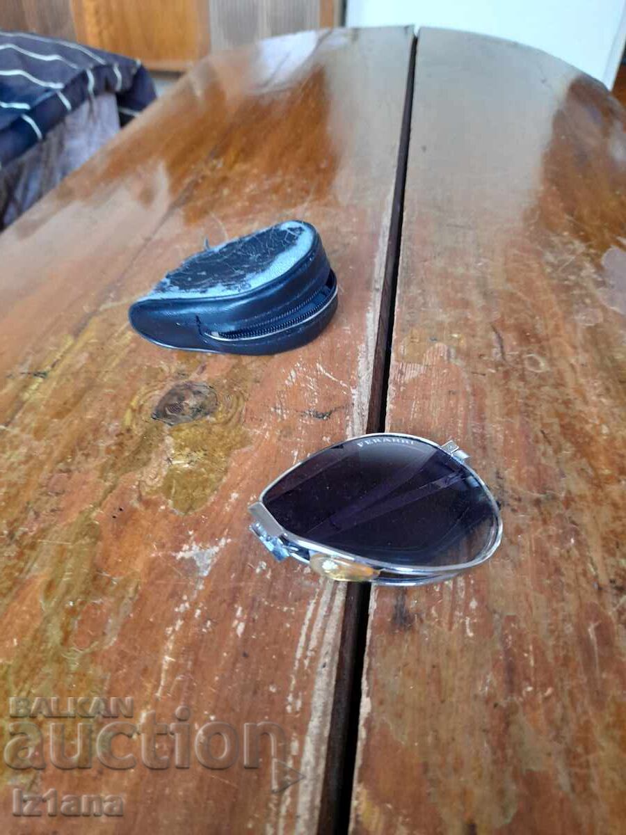Ochelari de soare vintage Ferrari cu preț € 33.00 | 64.54 BGN