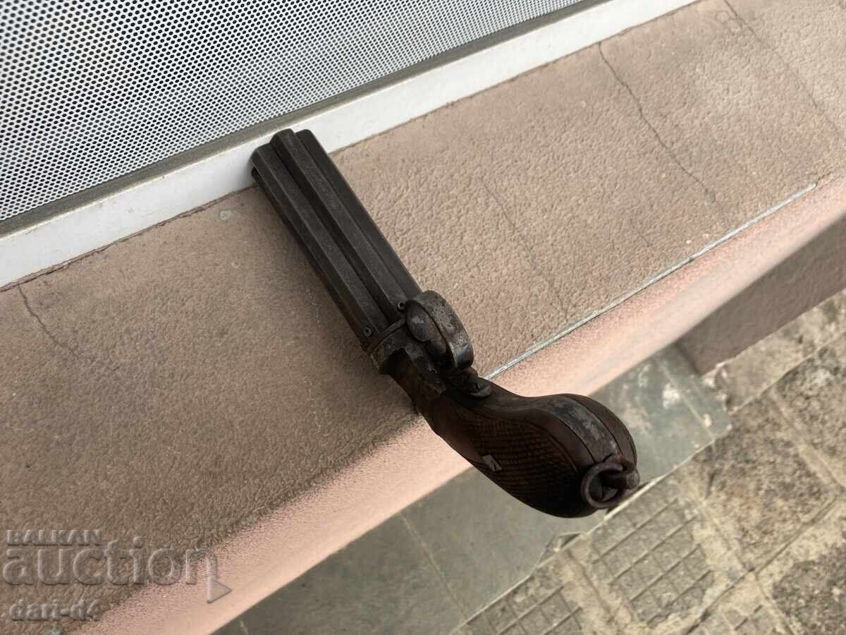 Auction Pistol, gun, revolver, pepper spray Auction Pistol, gun, revolver, pepper spray