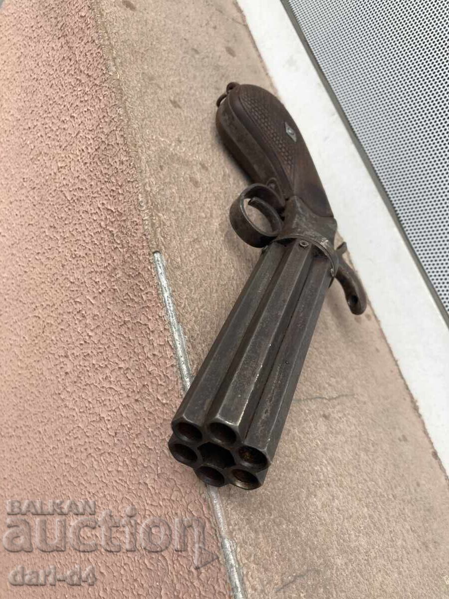 Delivery of Pistol, gun, revolver, pepper spray Delivery of Pistol, gun, revolver, pepper spray