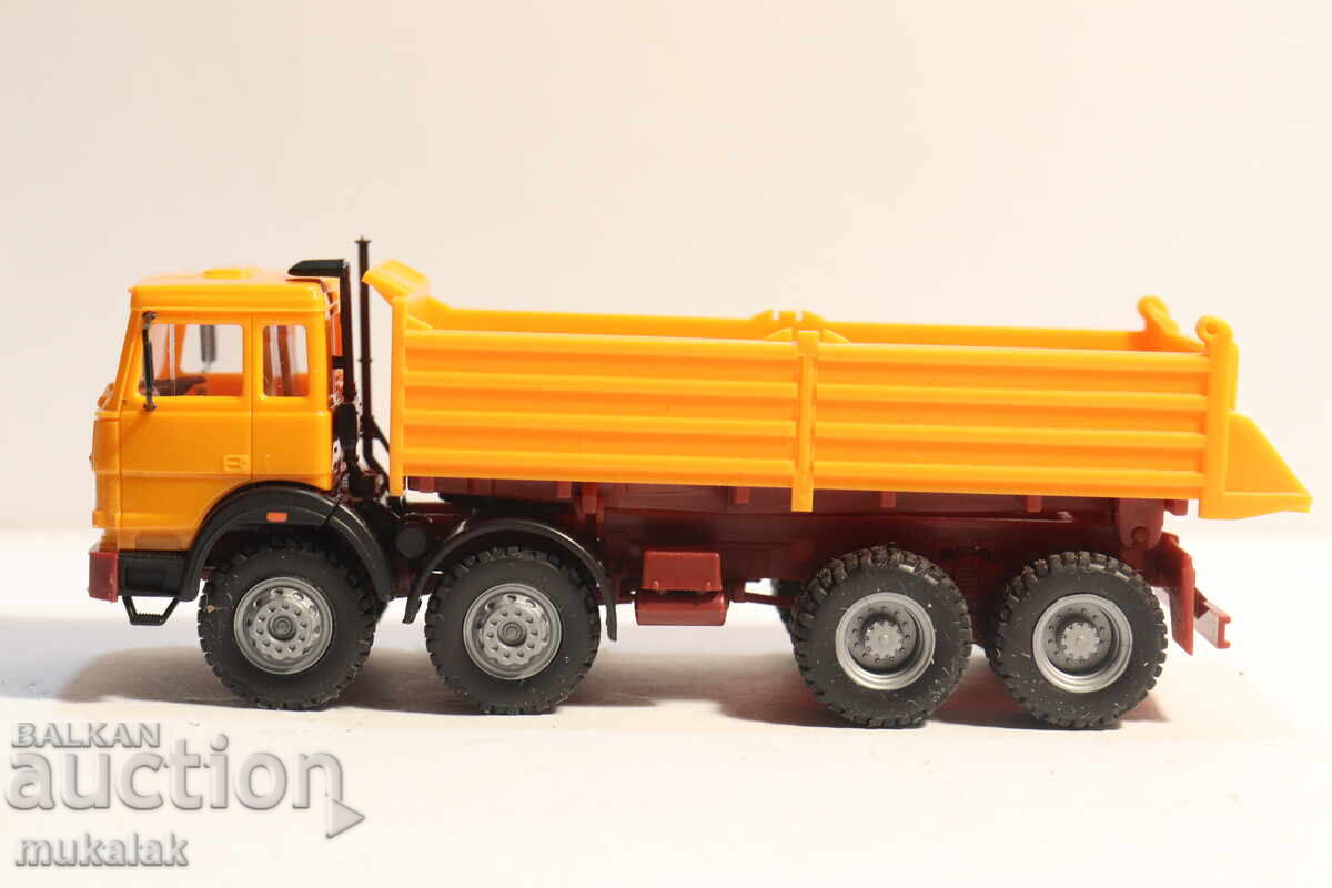 HERPA H0 1/87 IVECO BASCULANTĂ MODEL CAMION cu preț € 25.00 | 48.90 BGN