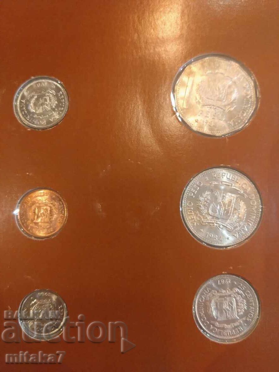 Set of coins and postage stamp, Dominican Republic - 6