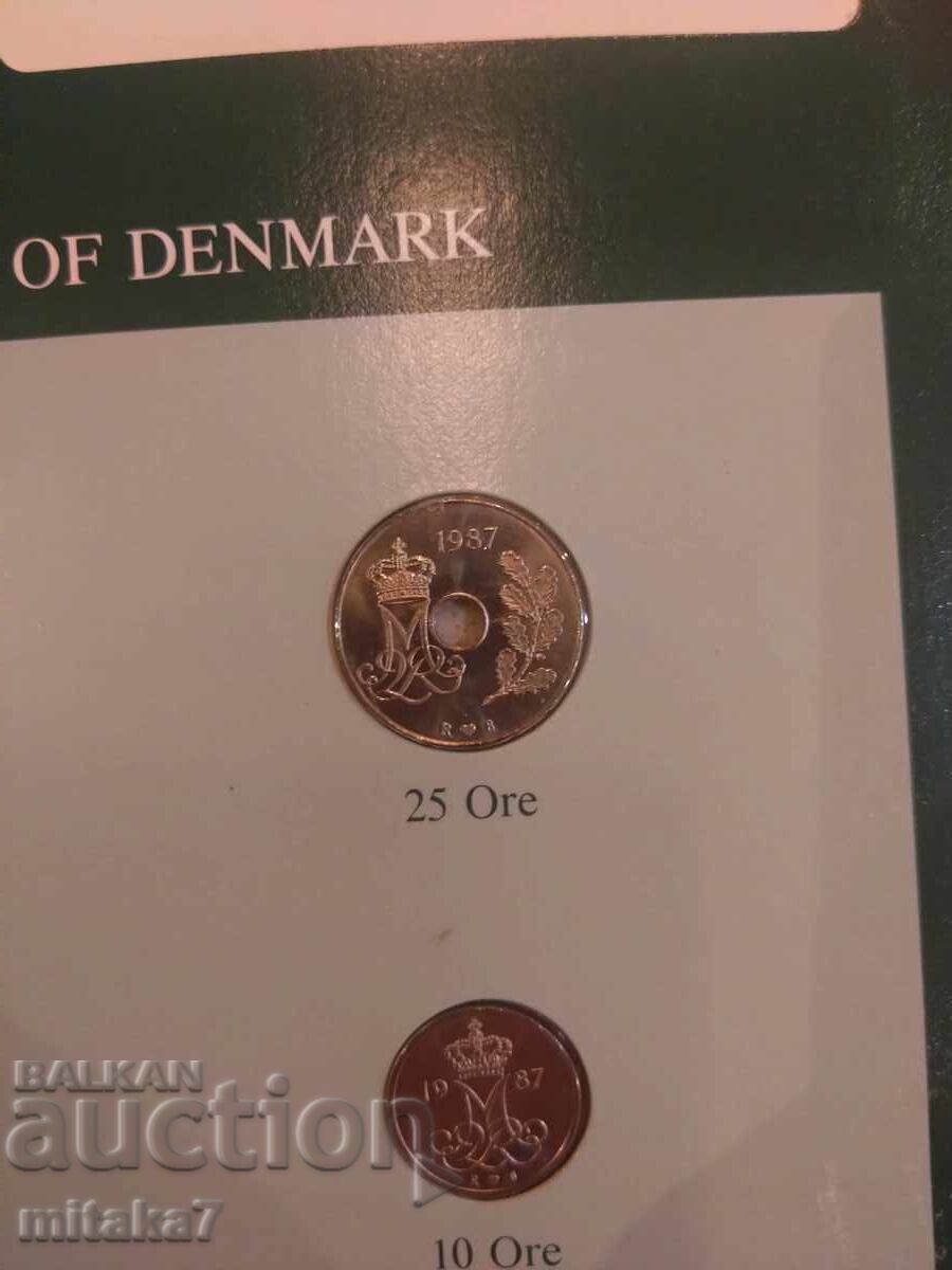 Delivery of Set of coins and postage stamp, Denmark