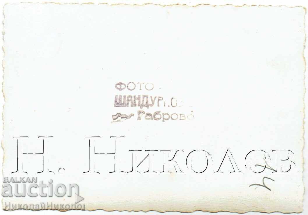 SMALL OLD PHOTO GABROVO HIGH SCHOOL STUDENTS PHOTO "SHANDURKOV" J060 with price € 1.50 | 2.93 BGN