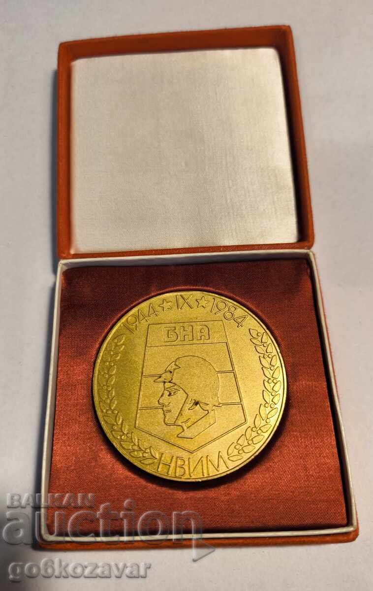 Placă cu medalie de masă 40 ani BNA