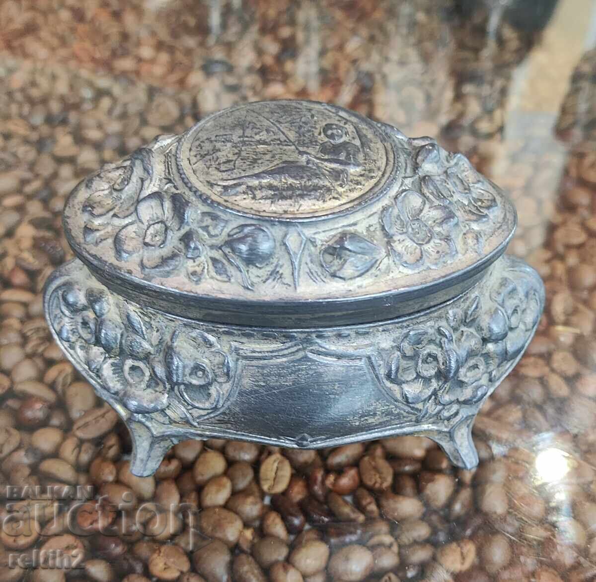 Cutie de bijuterii din metal - 6