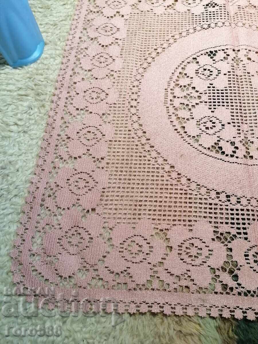 Față de masă nouă cu preț € 1.00 | 1.96 BGN