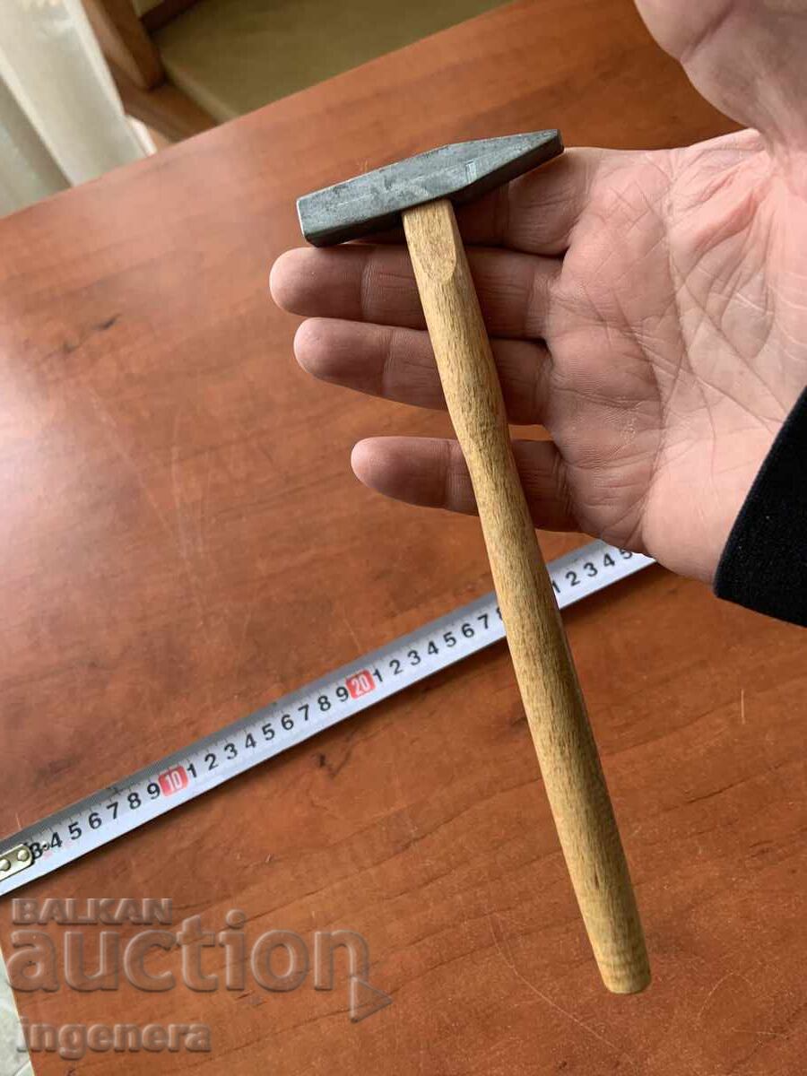 CIOCAN CIOCĂNEL DE GEAMGIU NOU - 50 GRAME cu preț € 5.00 | 9.78 BGN