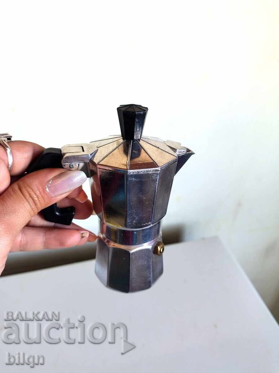 Minunat Mini Cafetieră din Aluminiu - 7 Minunat Mini Cafetieră din Aluminiu - 7