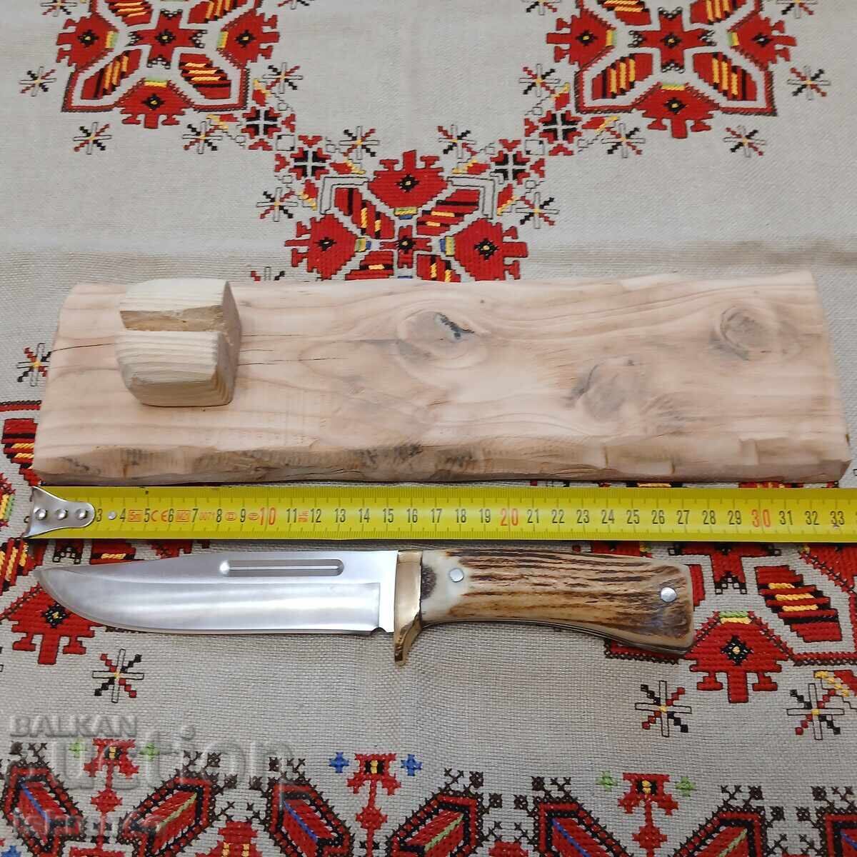 Livrarea Cuțit de vânătoare cu suport și teacă Livrarea Cuțit de vânătoare cu suport și teacă