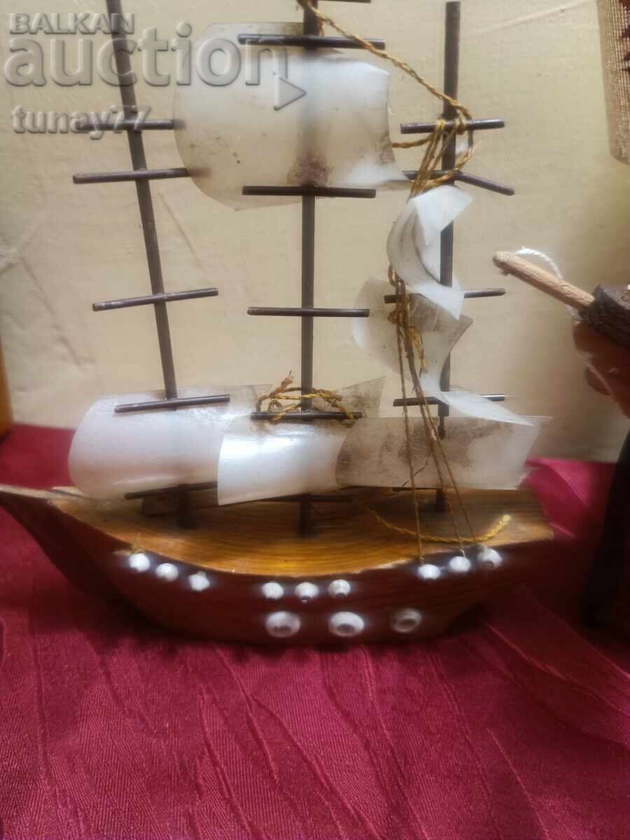 Lot de corăbii din lemn pentru decorațiuni cu preț € 8.60 | 16.82 BGN