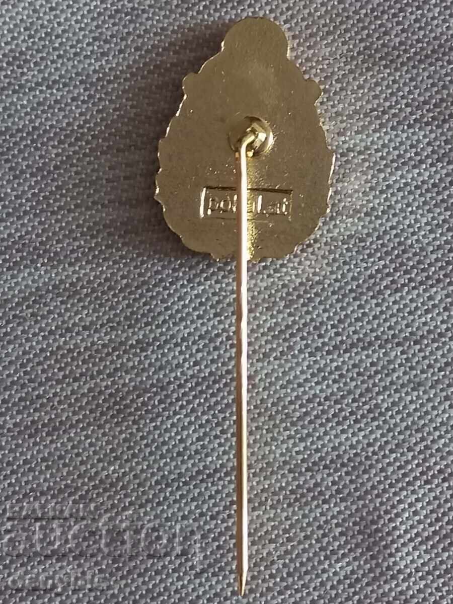 Футболна значка - Австрийски регионален съюз Виена - емайл с цена € 4.00 | 7.82 лв. Футболна значка - Австрийски регионален съюз Виена - емайл с цена € 4.00 | 7.82 лв.