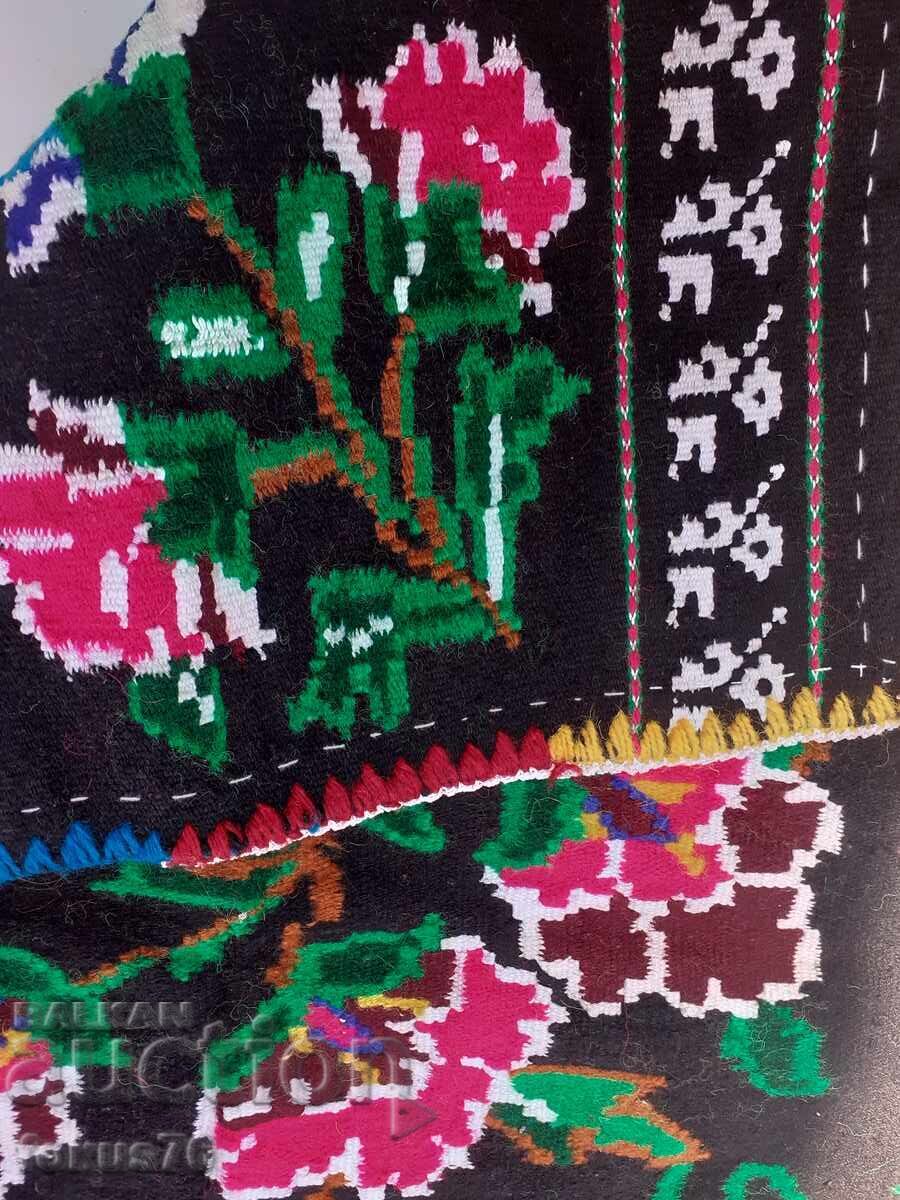 Πολύ όμορφη παλιά μάλλινη ποδιά για φορεσιά - Εύρημα - 7