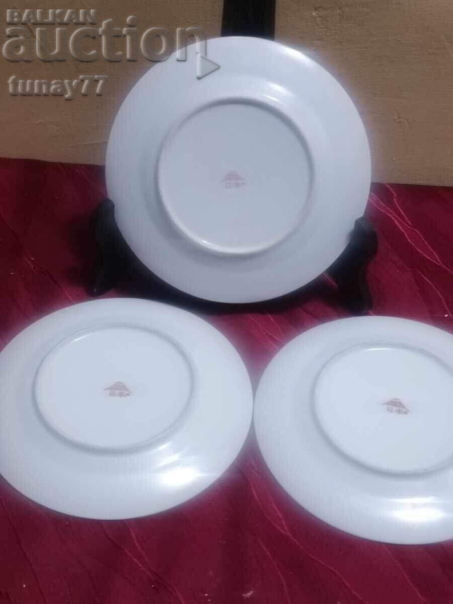 Доставка на Винтиж 3бр Чиния азиацки мотиви рядко с маркировни Доставка на Винтиж 3бр Чиния азиацки мотиви рядко с маркировни