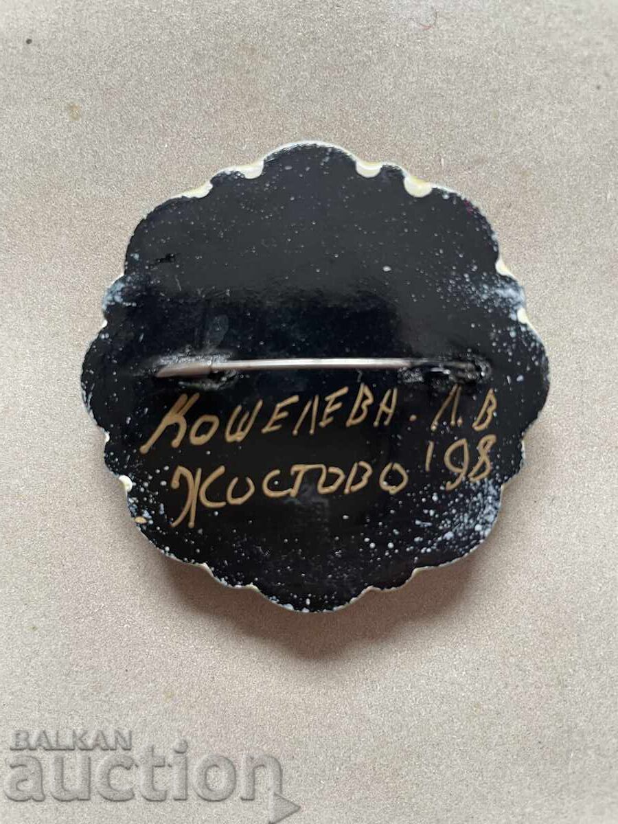 Broșă - 5 cm, pictată, URSS cu preț € 17.95 | 35.11 BGN