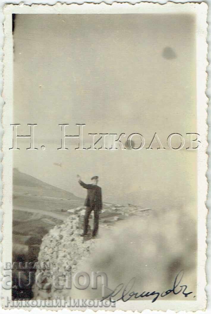 1939 FOTOGRAFIE MICĂ VECHE CU UN GIMNAZIU DIN SVIȘTOV LA KALE J108