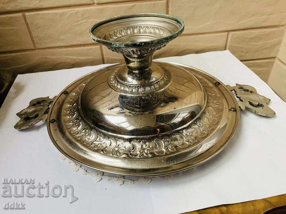 Beautiful fruit bowl on a stand from England with 2 handles with price 18.00 €