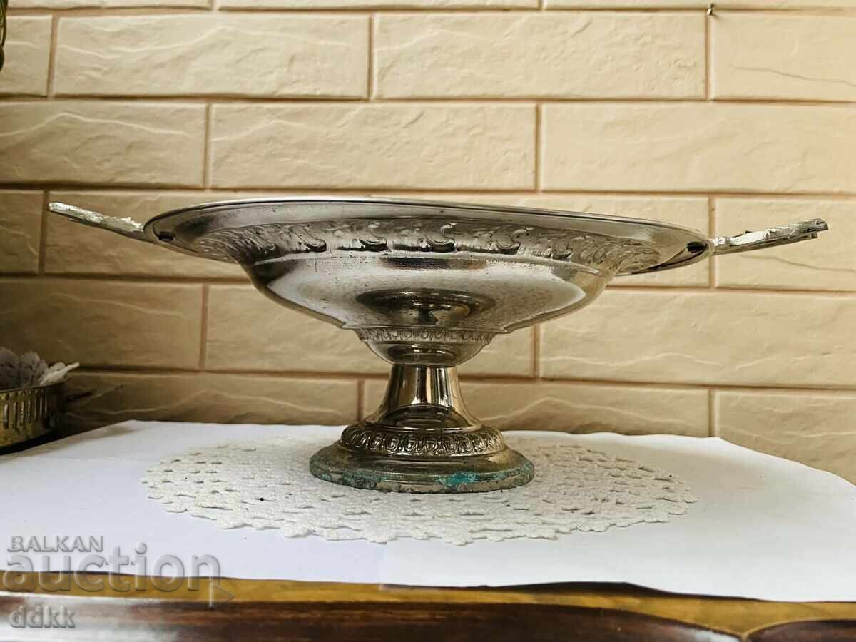 Beautiful fruit bowl on a stand from England with 2 handles
