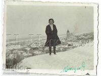 1940 МАЛКА СТАРА СНИМКА СВИЩОВ ГИМНАЗИСТКА НА ИЗЛЕТ Ж111