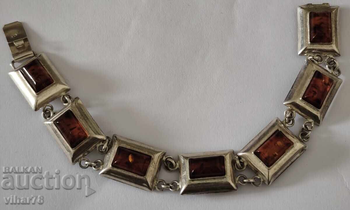 Παράδοση Ασημένιο βραχιόλι με κεχριμπάρι