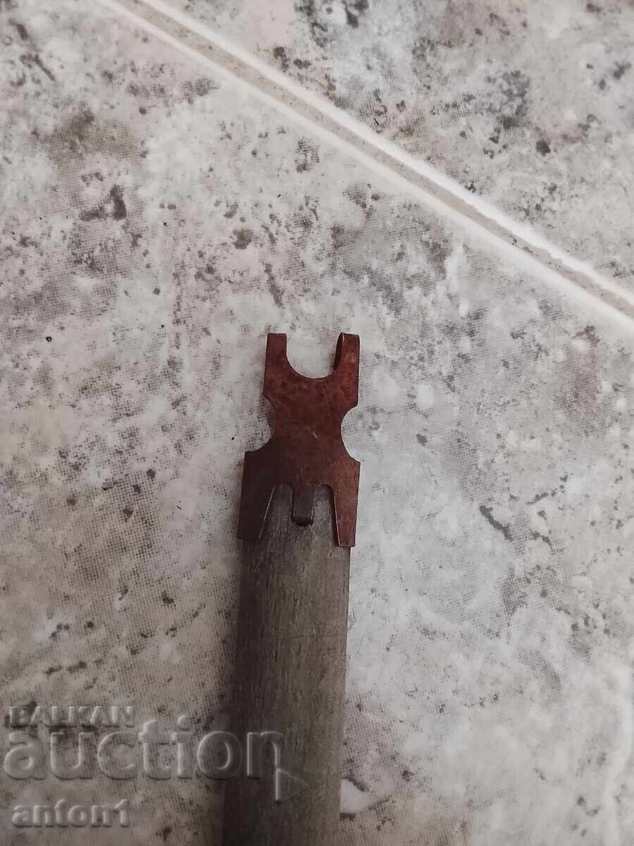 Pendul cu preț € 10.00 | 19.56 BGN