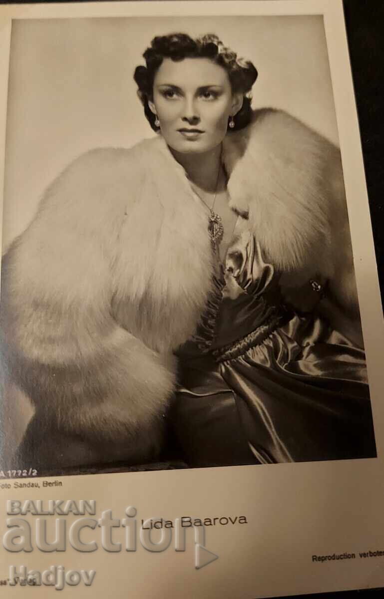 52 cărți poștale cu actrițe 1920 - 1942