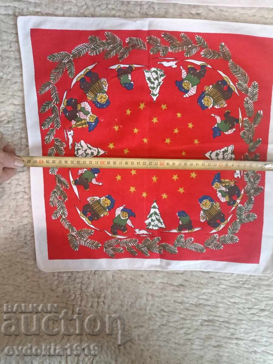 Fețe de masă mici cu preț € 1.50 | 2.93 BGN Fețe de masă mici cu preț € 1.50 | 2.93 BGN