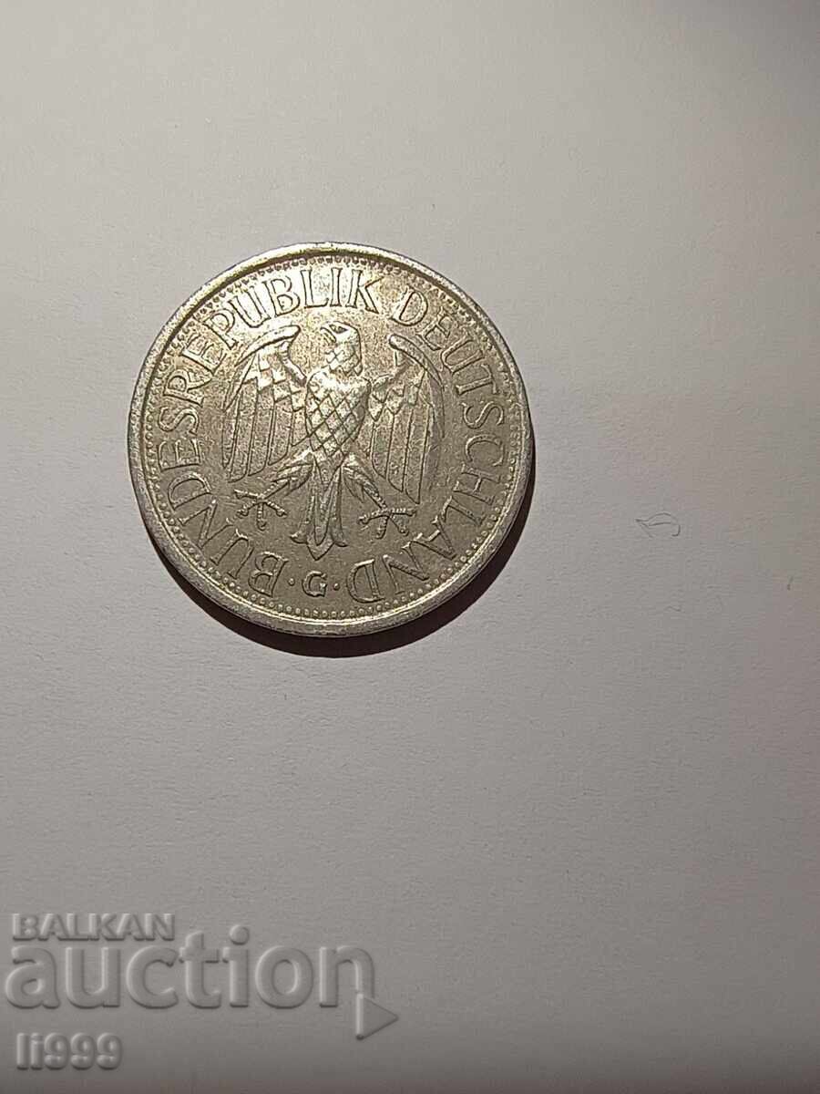 1 Marcă 1977 cu preț € 5.00 | 9.78 BGN