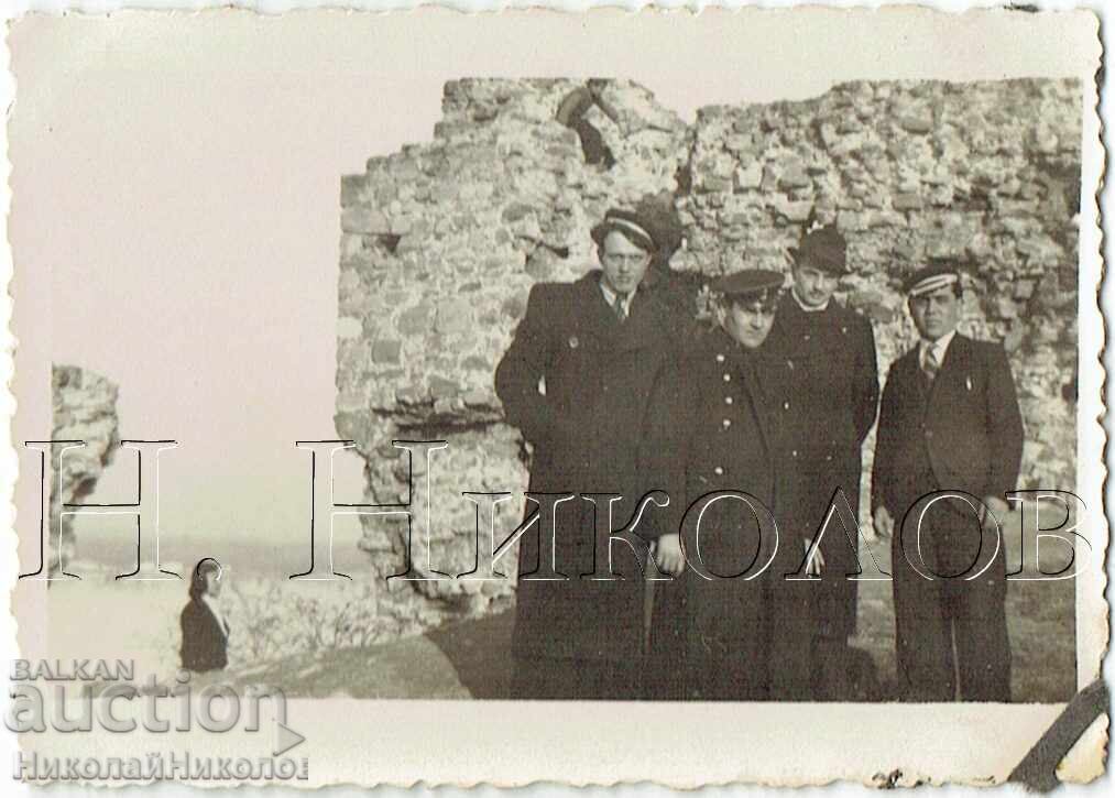 МАЛКА СТАРА СНИМКА СВИЩОВ ИЗЛЕТ ДО „КАЛЕТО“ Ж142