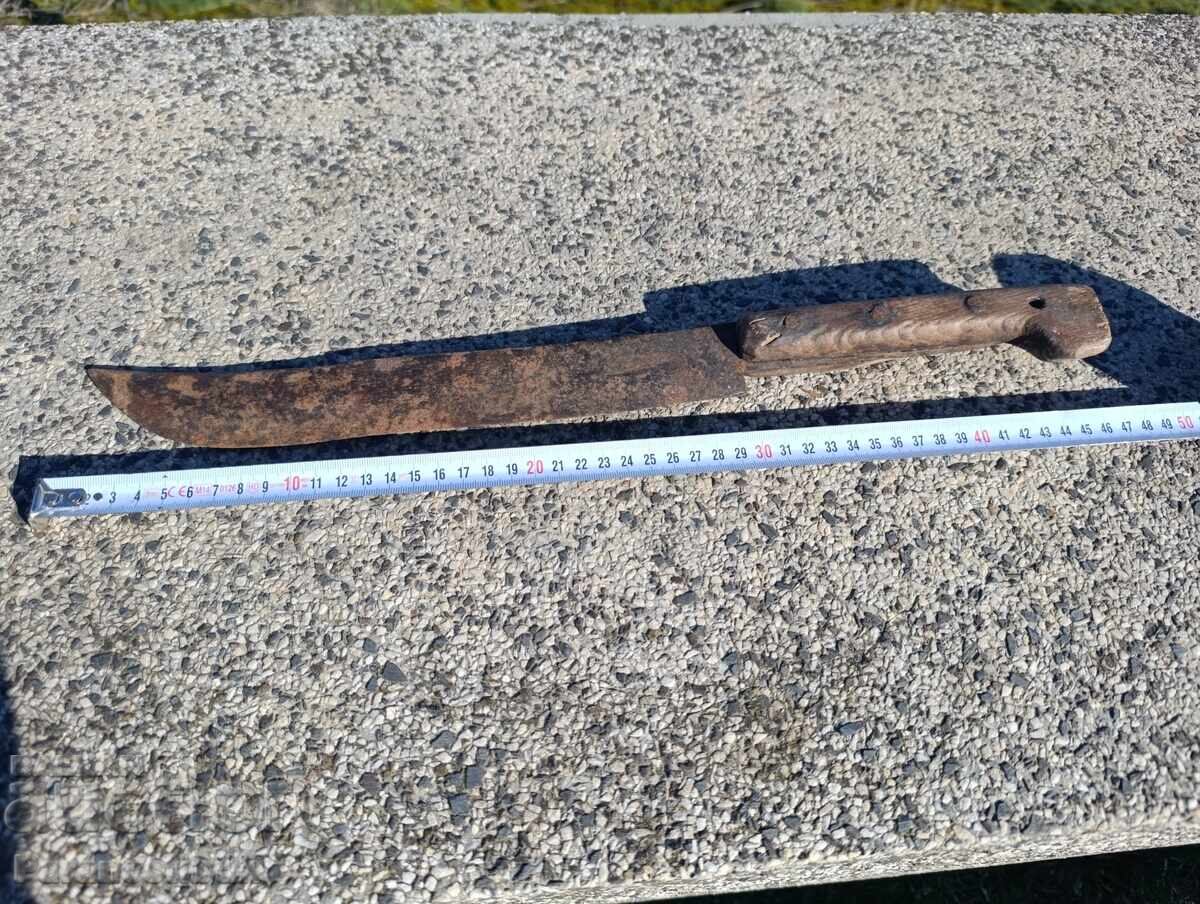 Μεγάλο, παλιό μαχαίρι