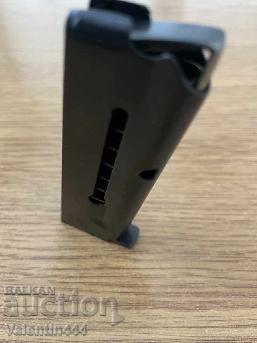 Încărcător pentru pistol cal. 6,35mm - 6